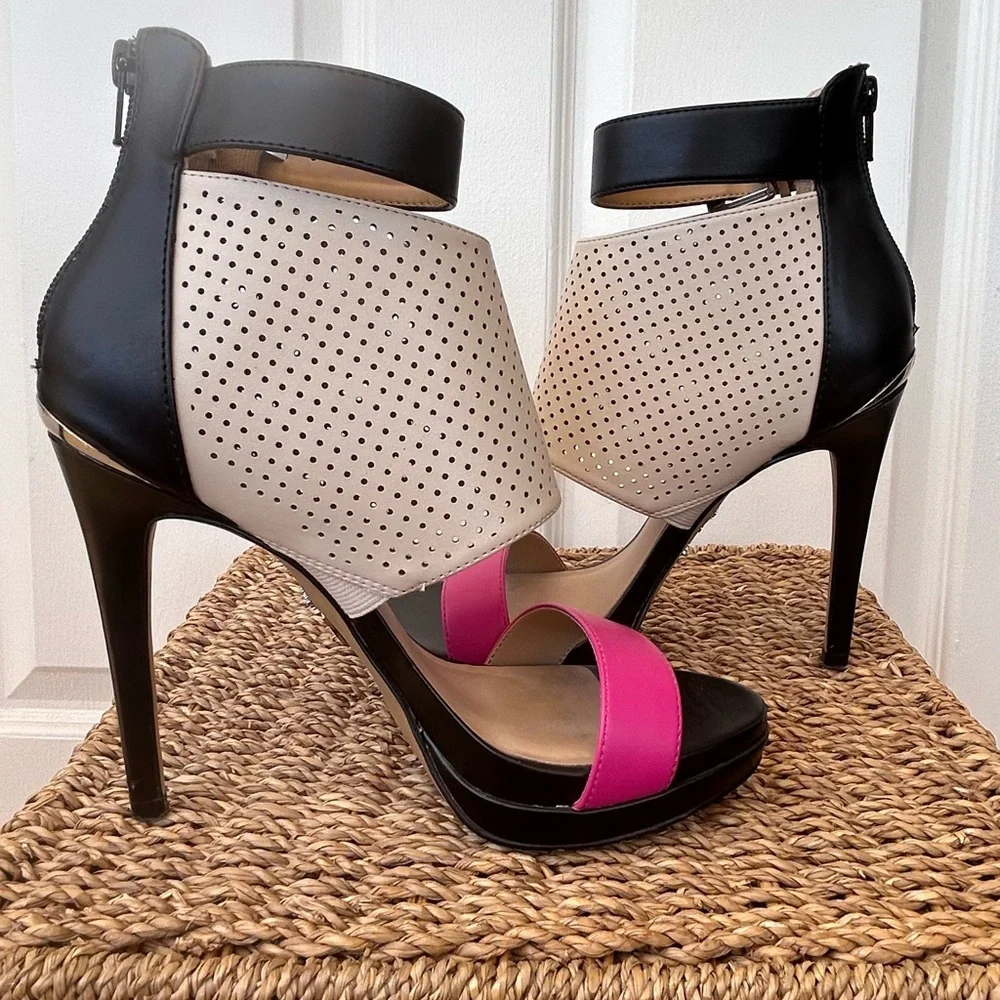 Juicy Couture Atarah Ice Heels‎ Ankle Strap Size 7.5M